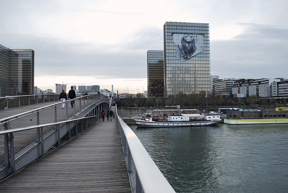 paris bnf passerelle simone de beauvoir