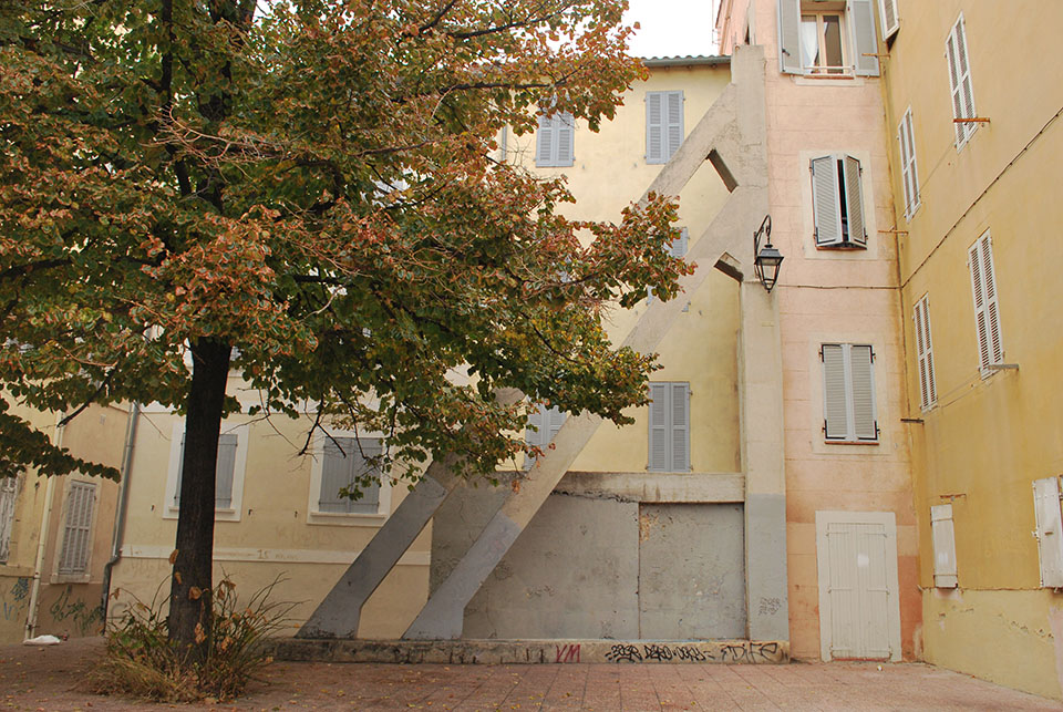 facade quartier panier