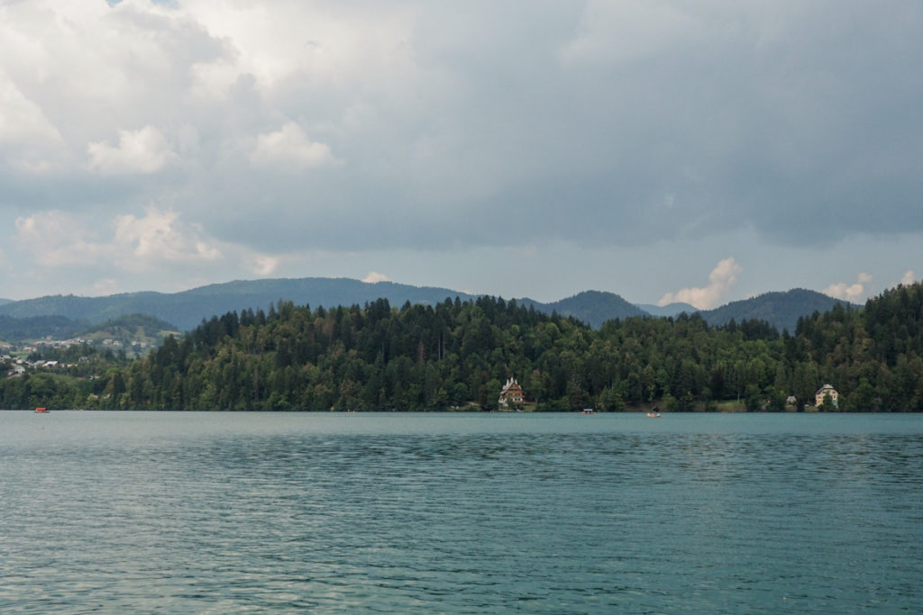 lac de bled chalet