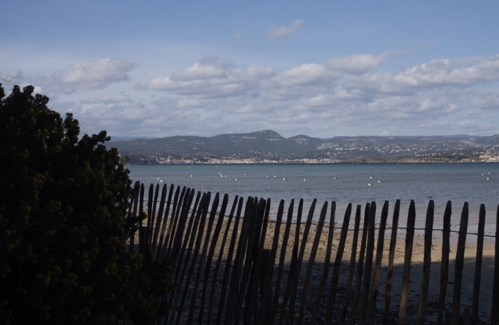 six four les plages